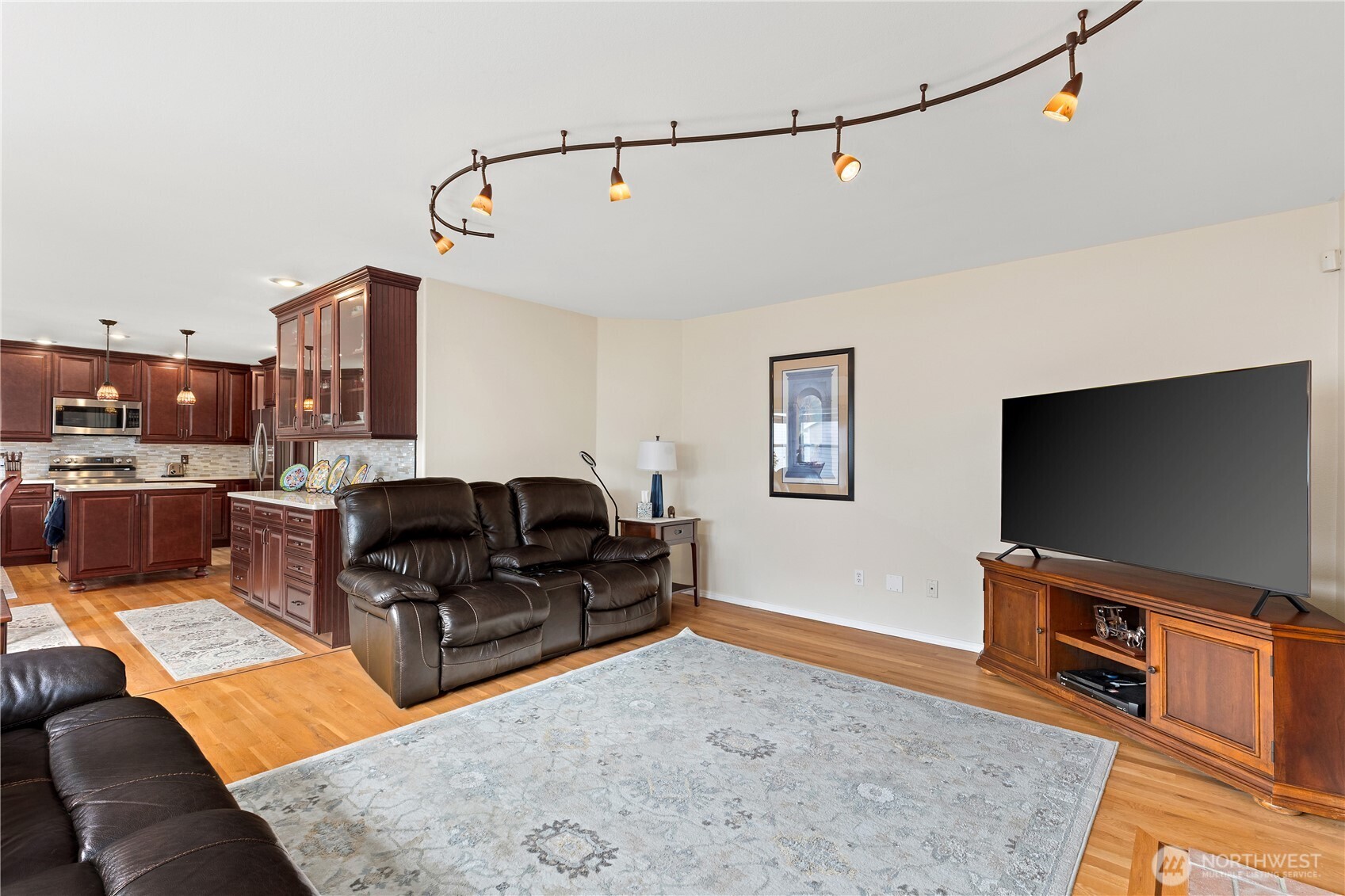 10019 SE 244th Court , Kent, WA 98030