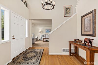 10019 SE 244th Court , Kent, WA 98030 - Photo 2