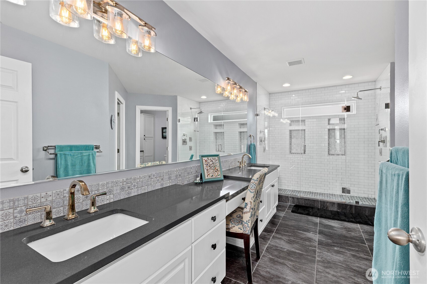 10019 SE 244th Court , Kent, WA 98030