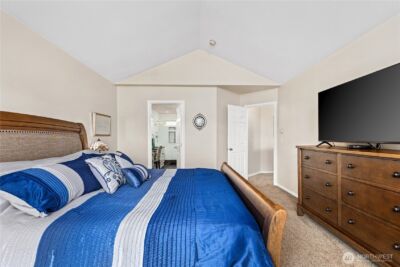 10019 SE 244th Court , Kent, WA 98030 - Photo 37