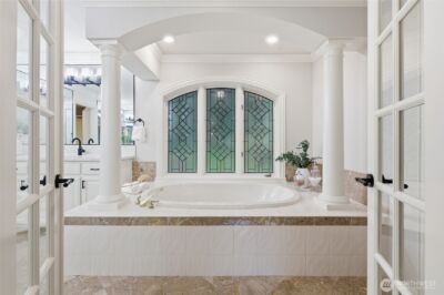 13799 NE 32nd Place , Bellevue, WA 98005 - Photo 25