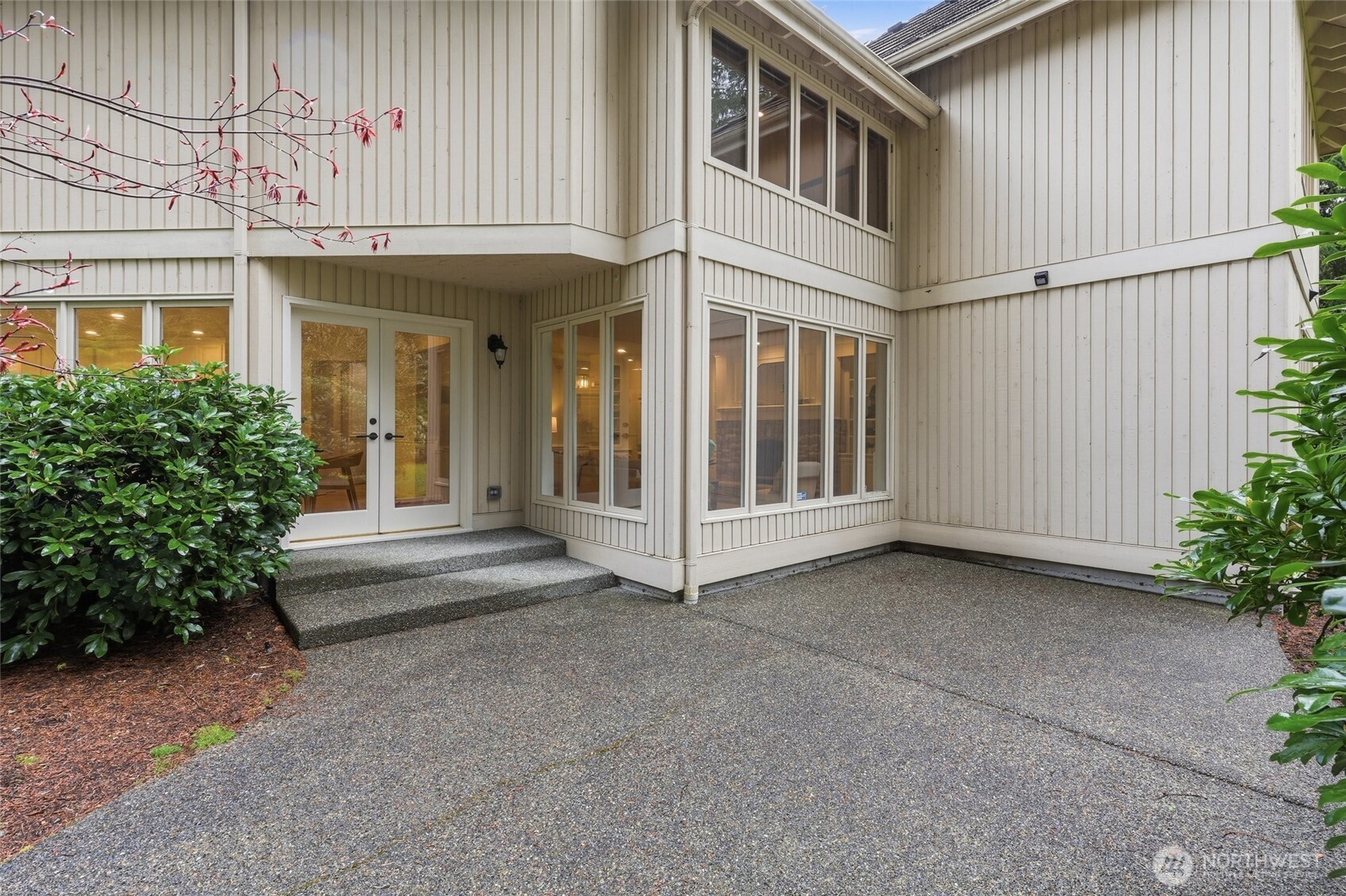 13799 NE 32nd Place , Bellevue, WA 98005