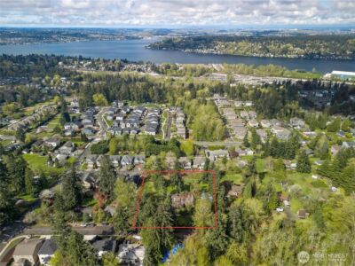 8213 118th Avenue SE, Newcastle, WA 98056-1722 - Photo 1