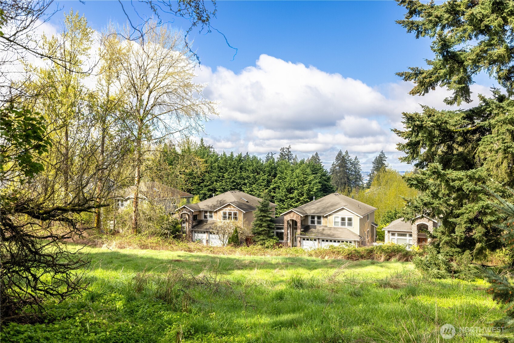 8213 118th Avenue SE, Newcastle, WA 98056-1722