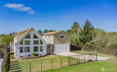 555 Ensign Avenue NW, Ocean Shores, WA 98569-9778 - Photo 1