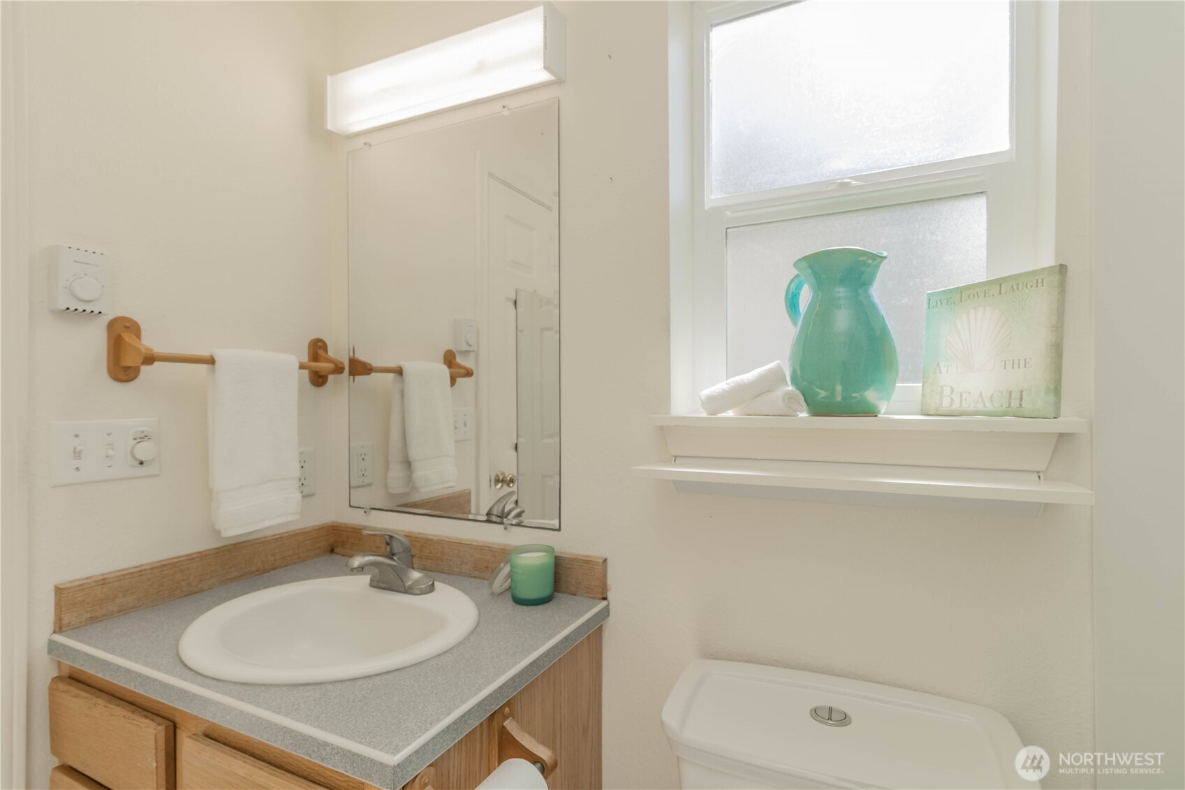 555 Ensign Avenue NW, Ocean Shores, WA 98569-9778