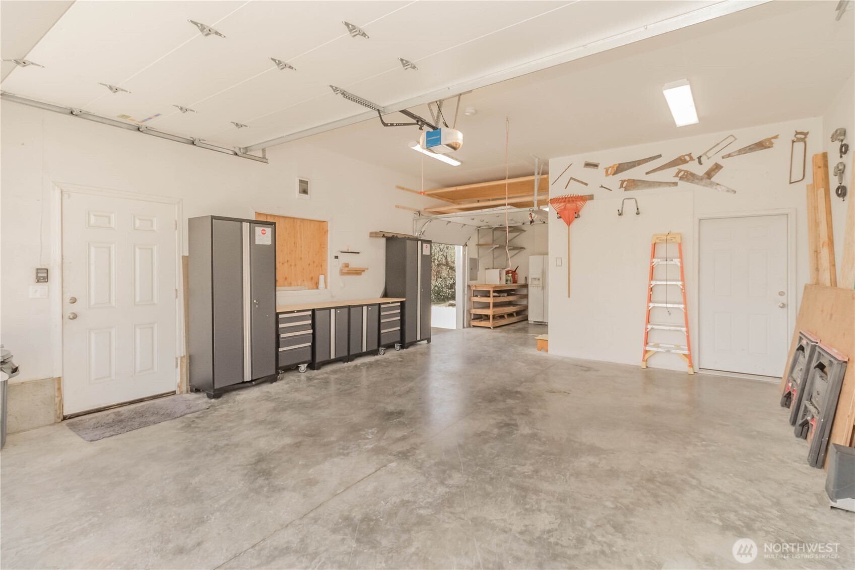 555 Ensign Avenue NW, Ocean Shores, WA 98569-9778