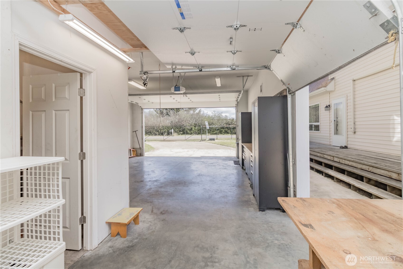 555 Ensign Avenue NW, Ocean Shores, WA 98569-9778