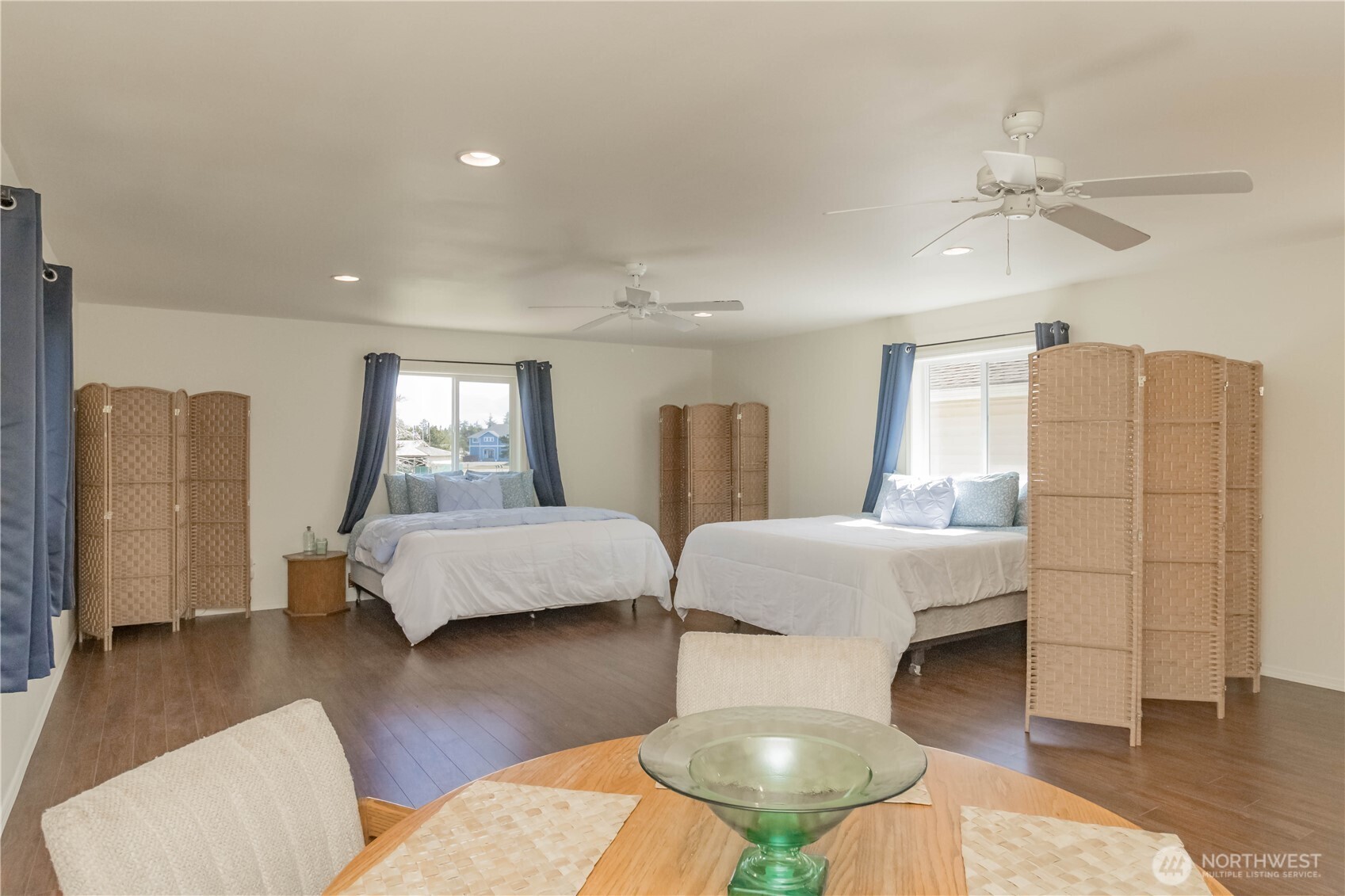 555 Ensign Avenue NW, Ocean Shores, WA 98569-9778