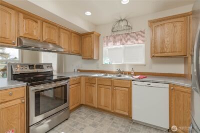 555 Ensign Avenue NW, Ocean Shores, WA 98569-9778 - Photo 10