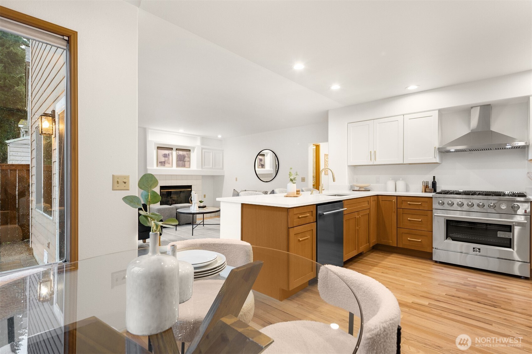 3540 254th Avenue SE, Sammamish, WA 98029