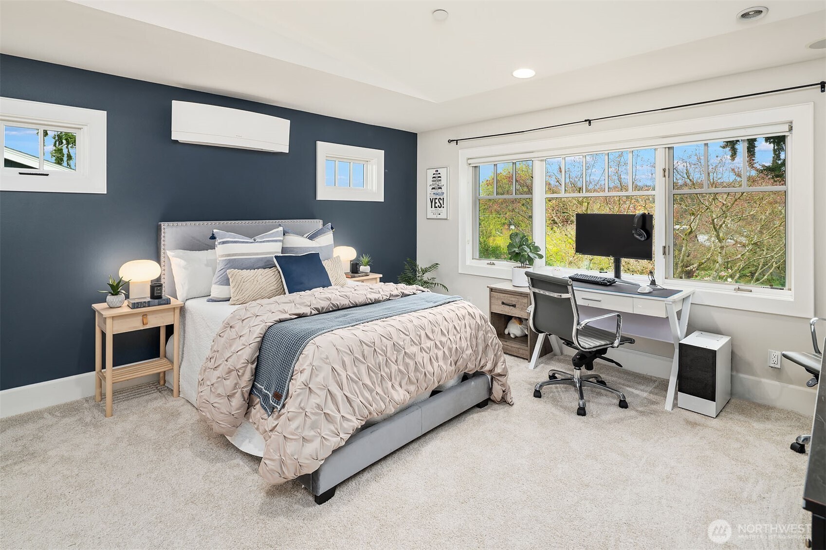 4427 95th Avenue NE, Yarrow Point, WA 98004