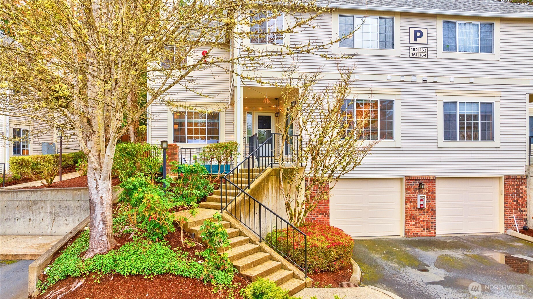 10909 Avondale Road NE #P161, Redmond, WA 98052