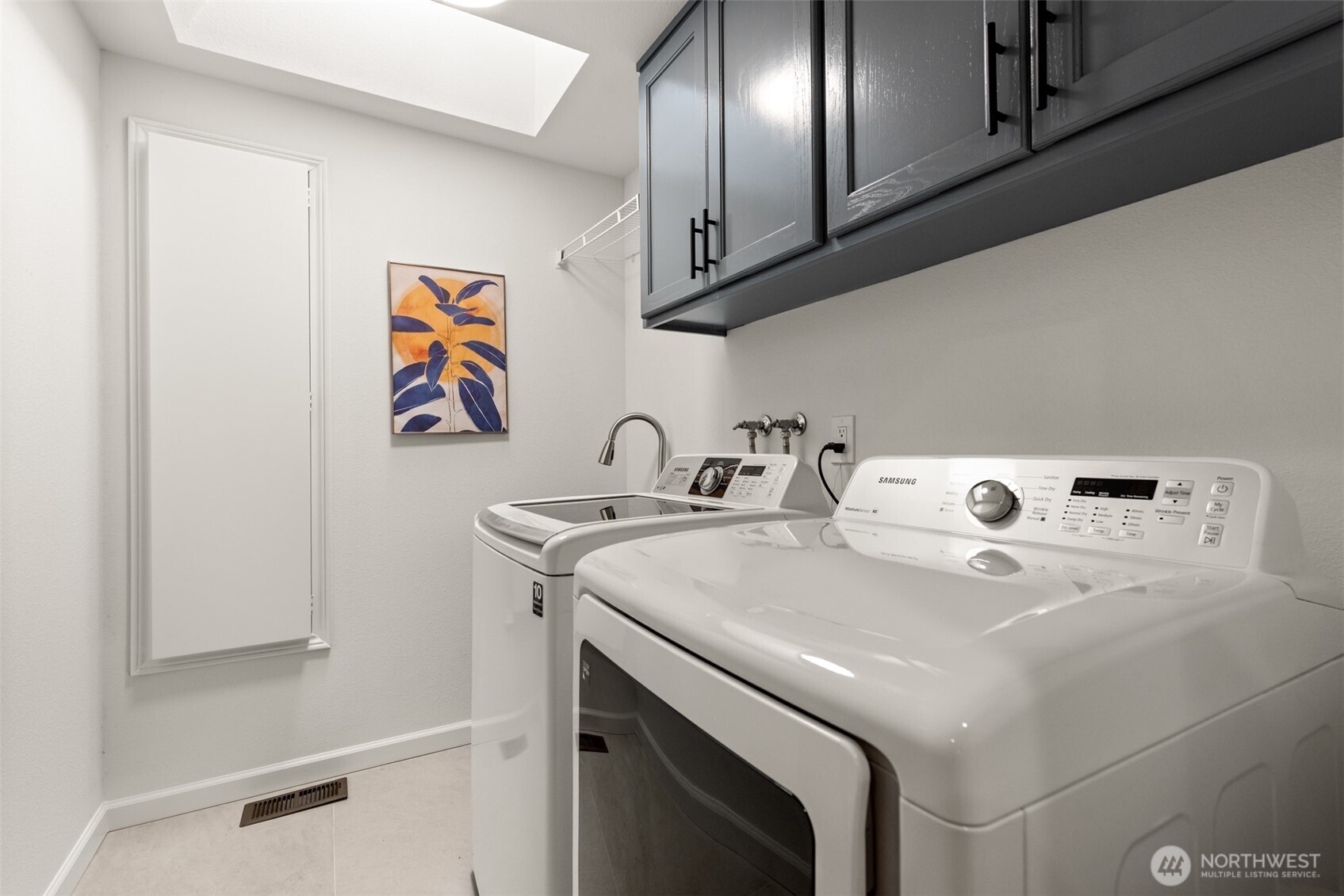 15795 Northup Way #7, Bellevue, WA 98008