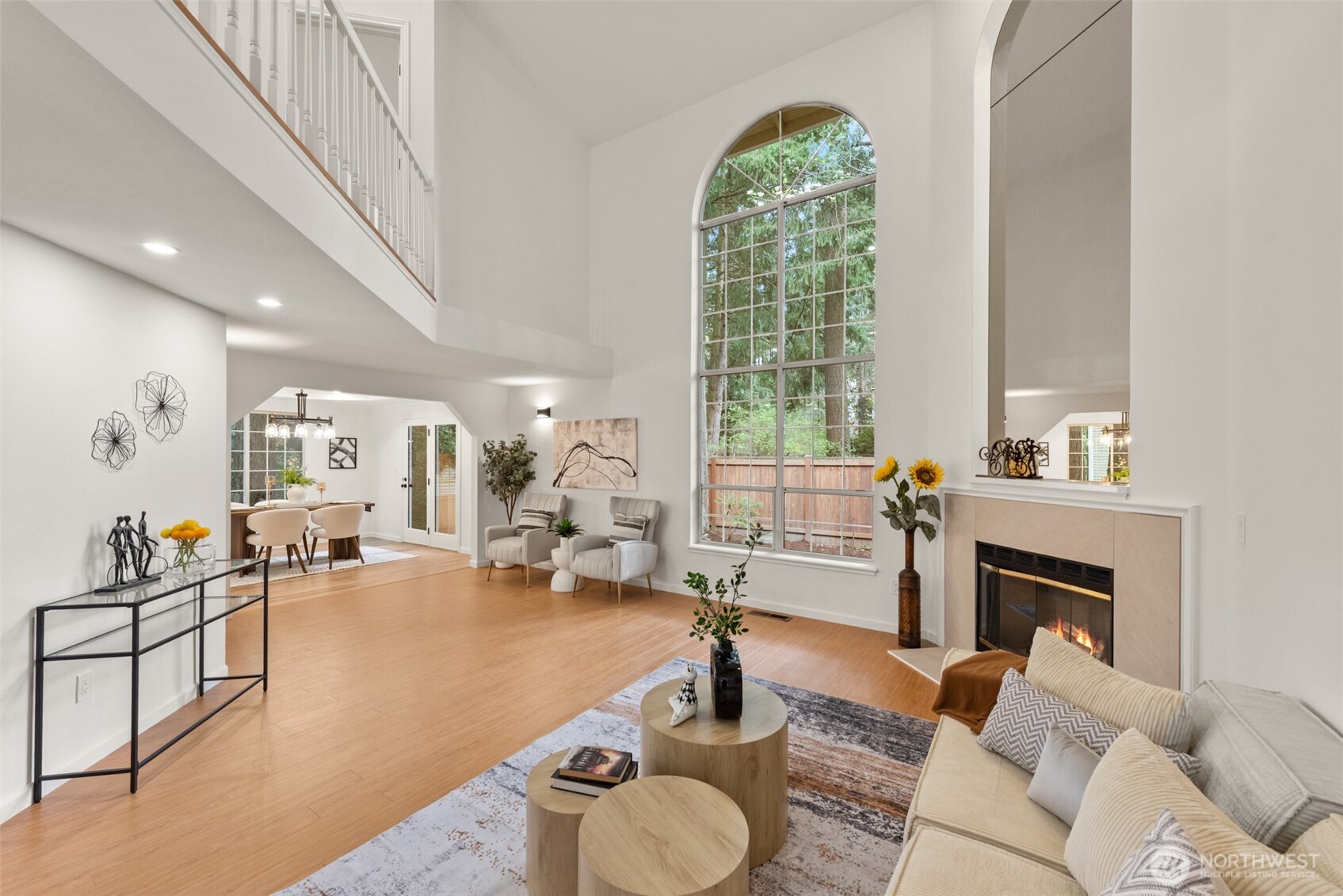15795 Northup Way #7, Bellevue, WA 98008