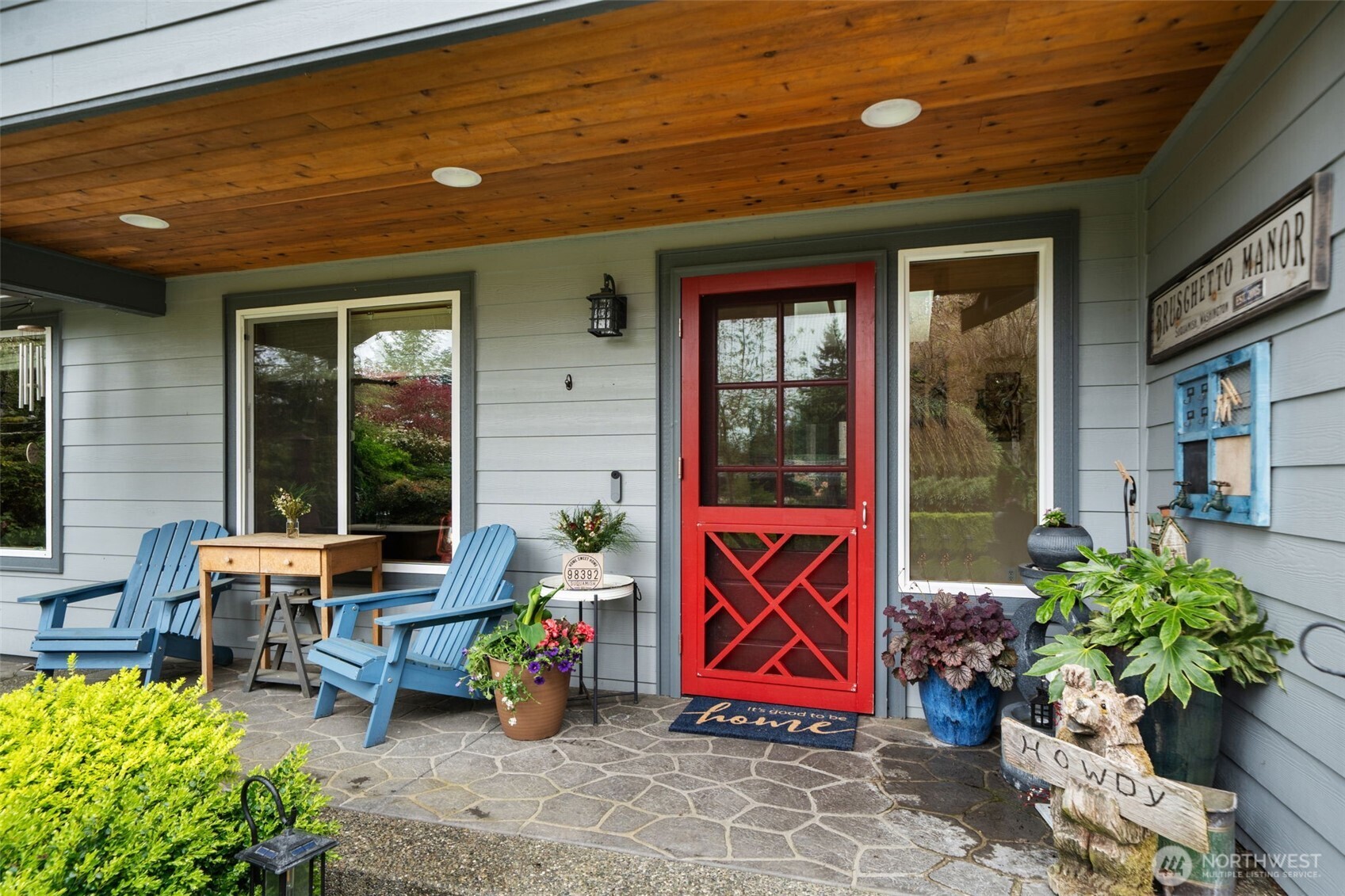 20623 Mainland View Place NE, Suquamish, WA 98392