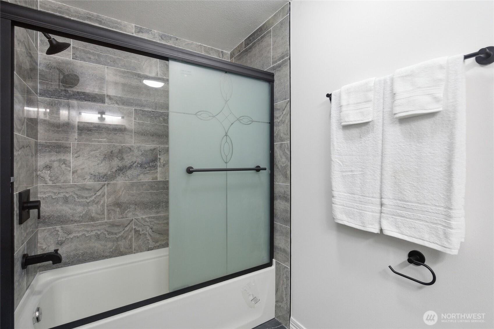 12205 58th Avenue E, Puyallup, WA 98373