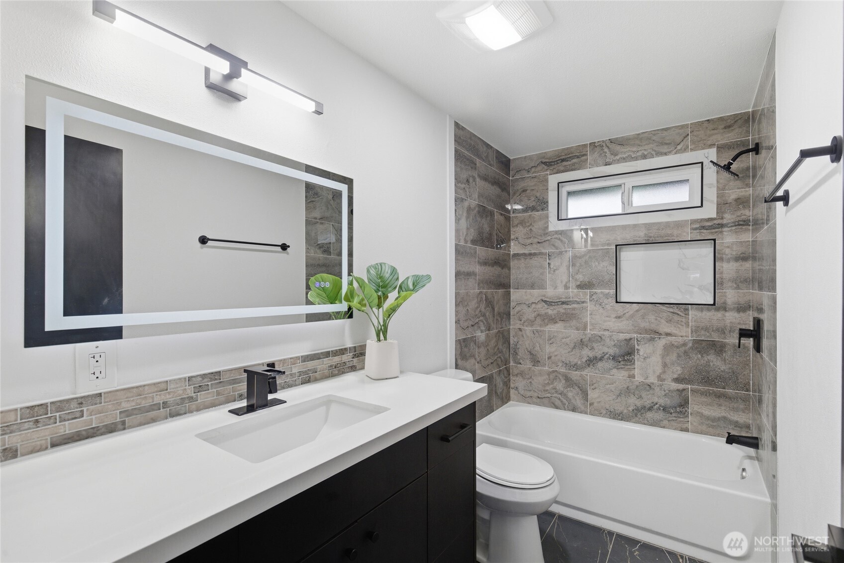 12205 58th Avenue E, Puyallup, WA 98373