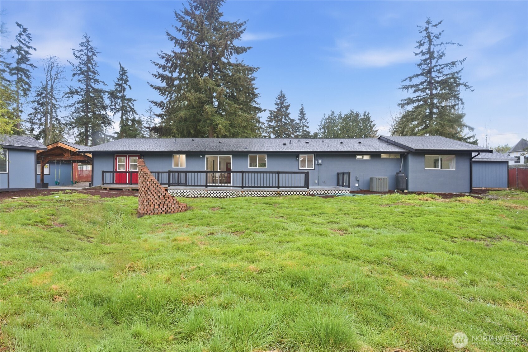 12205 58th Avenue E, Puyallup, WA 98373