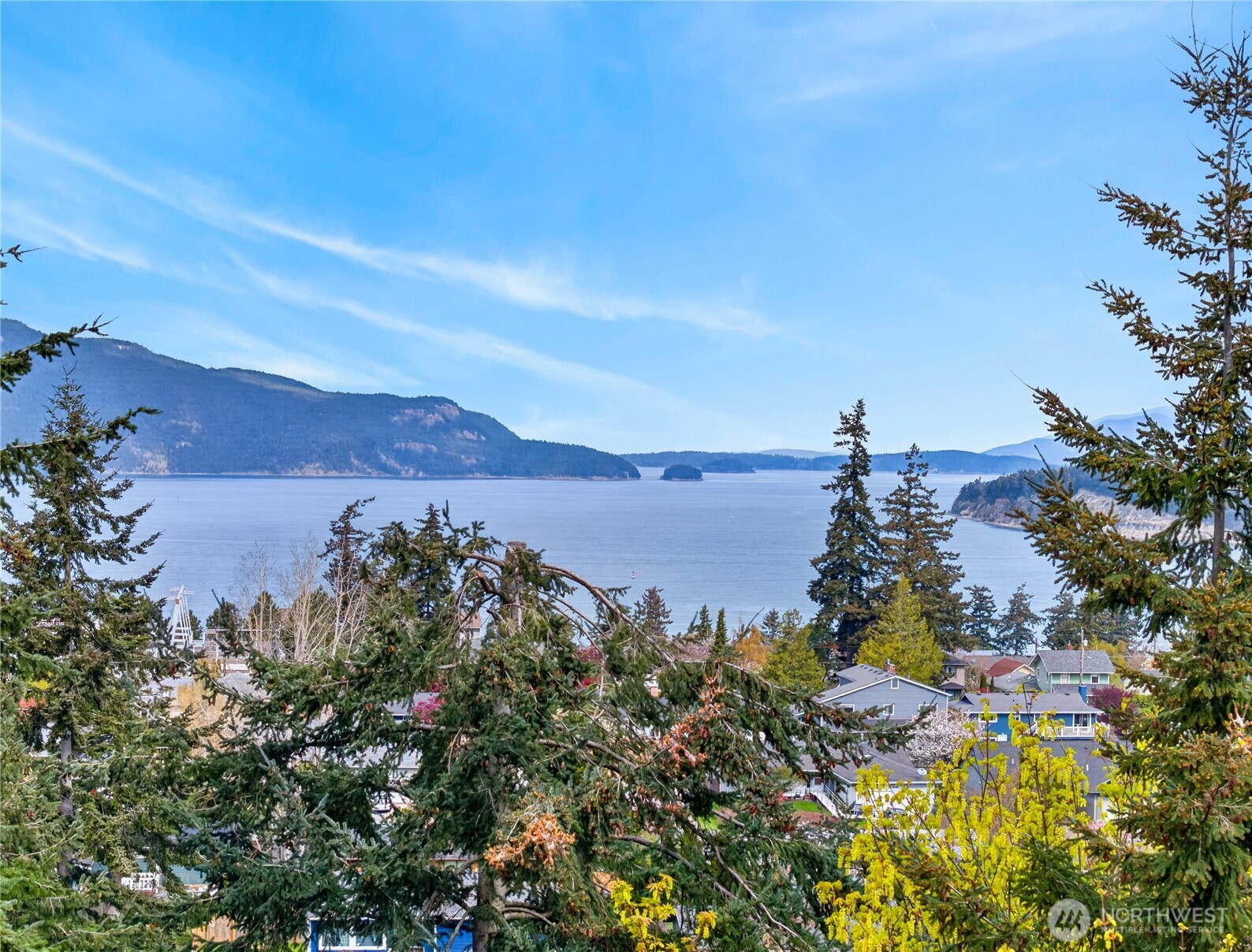 3508 W 8th Street , Anacortes, WA 98221