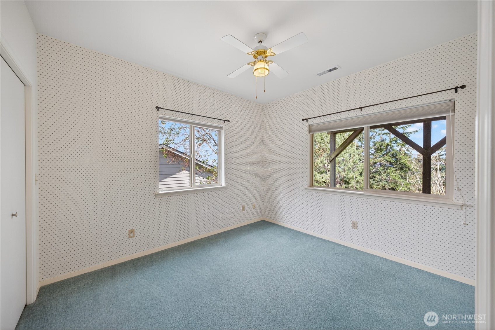 3508 W 8th Street , Anacortes, WA 98221