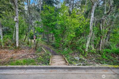 3508 W 8th Street , Anacortes, WA 98221 - Photo 35