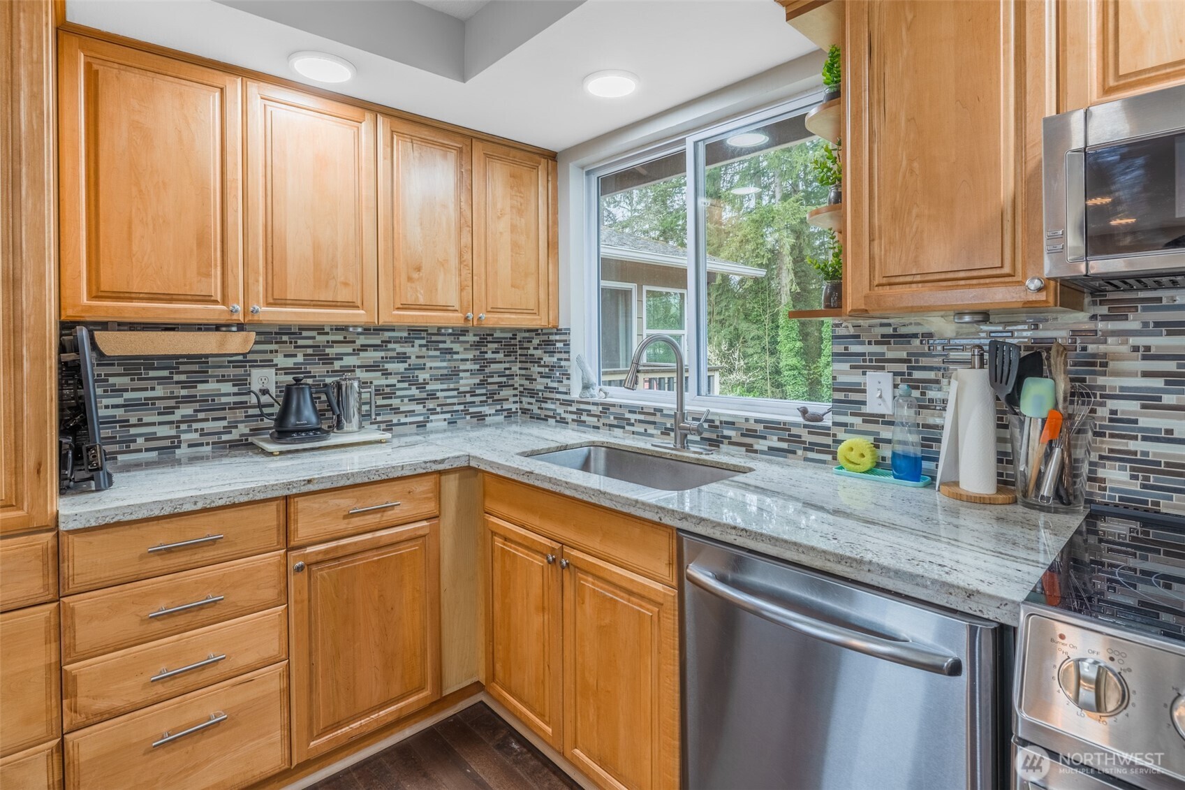18967 127th Place SE, Renton, WA 98058