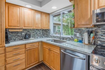 18967 127th Place SE, Renton, WA 98058 - Photo 8