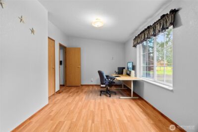 18437 Elderberry Street SW, Rochester, WA 98579 - Photo 20