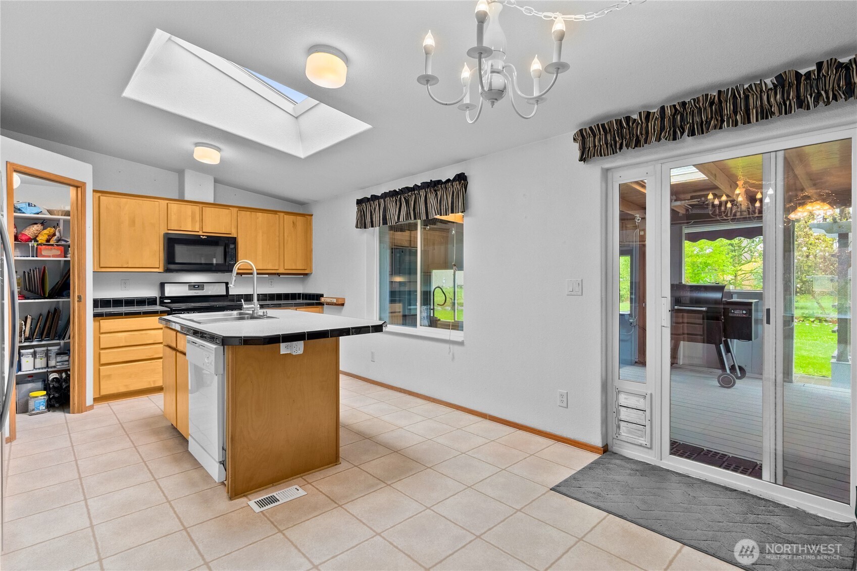 18437 Elderberry Street SW, Rochester, WA 98579