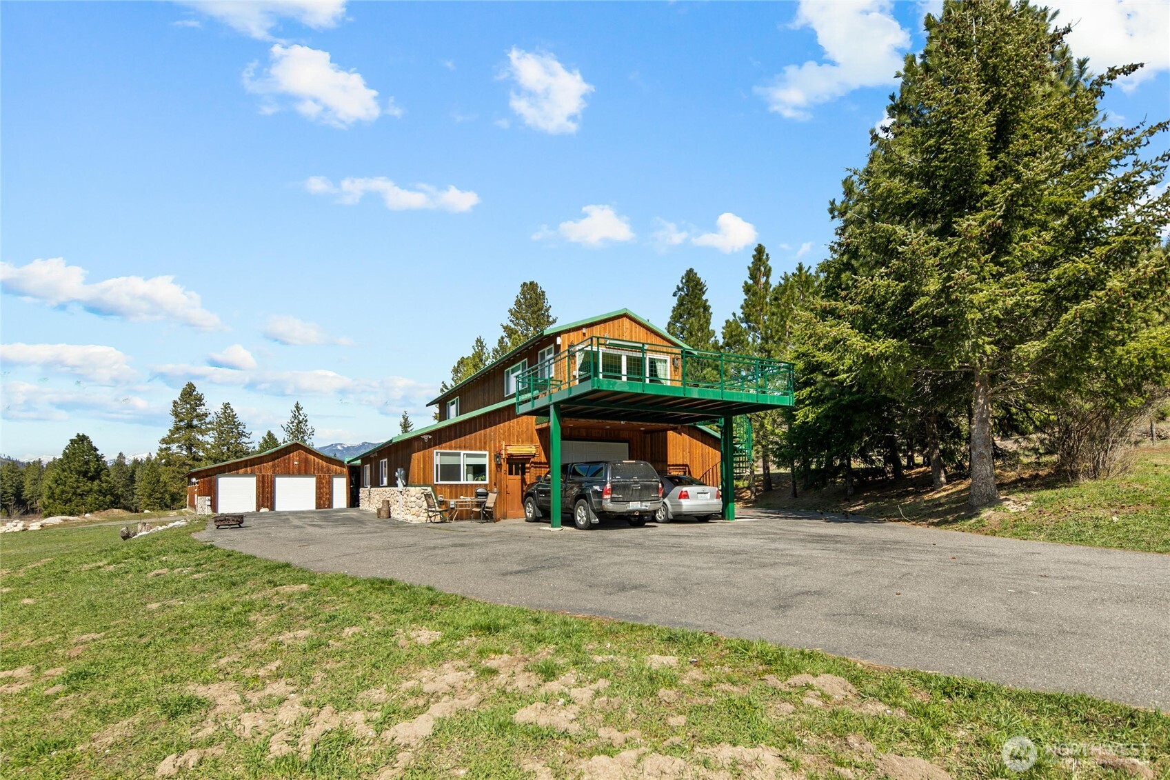 18553 Camp 12 Road , Leavenworth, WA 98826