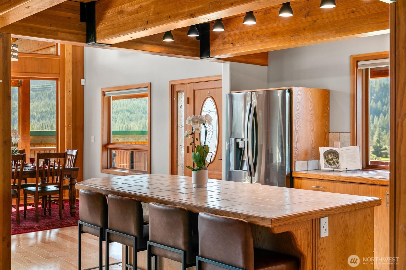 18553 Camp 12 Road , Leavenworth, WA 98826