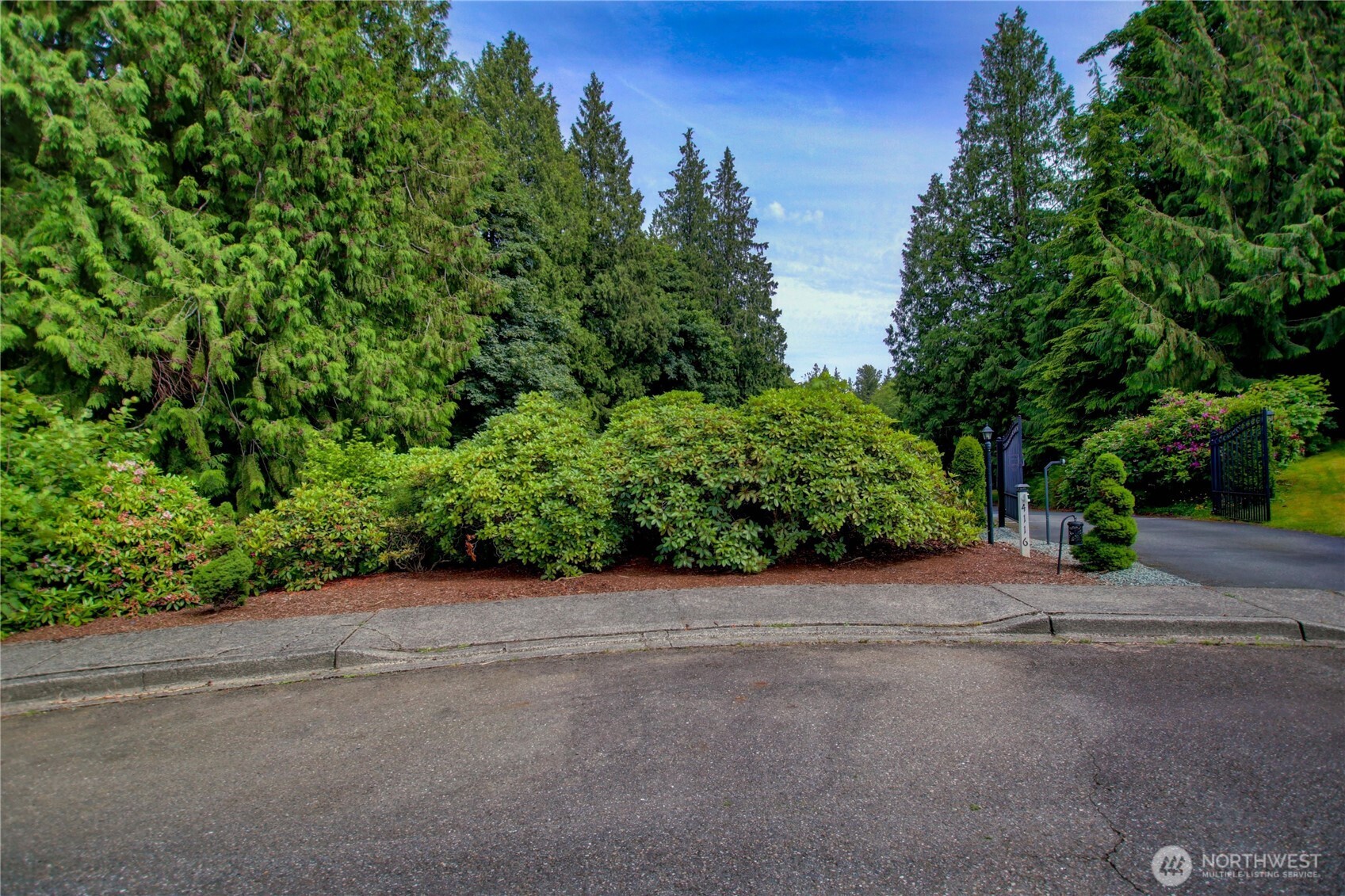 107 Pueblo Heights , Mount Vernon, WA 98273