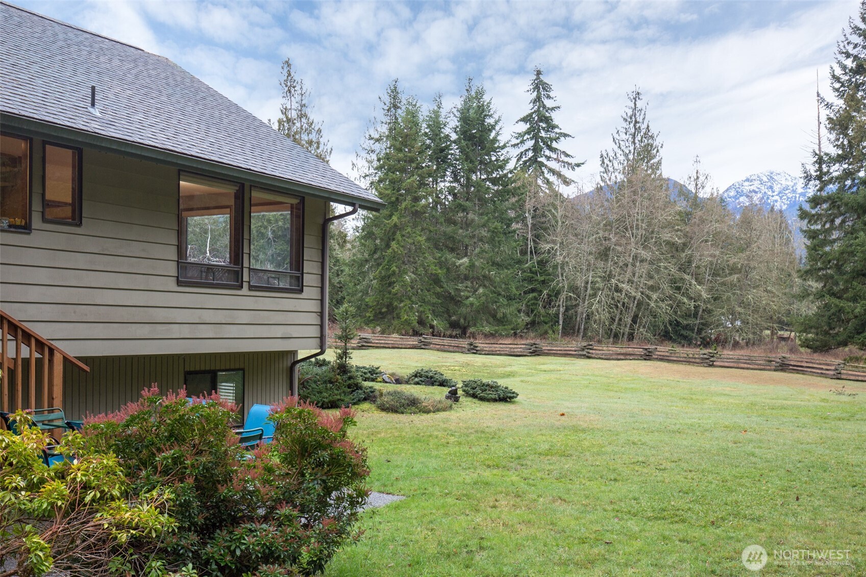 3547 Deer Park Road , Port Angeles, WA 98362
