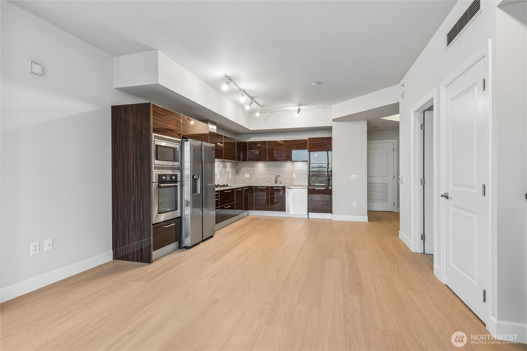 1920 4th Avenue #1504, Seattle, WA 98101