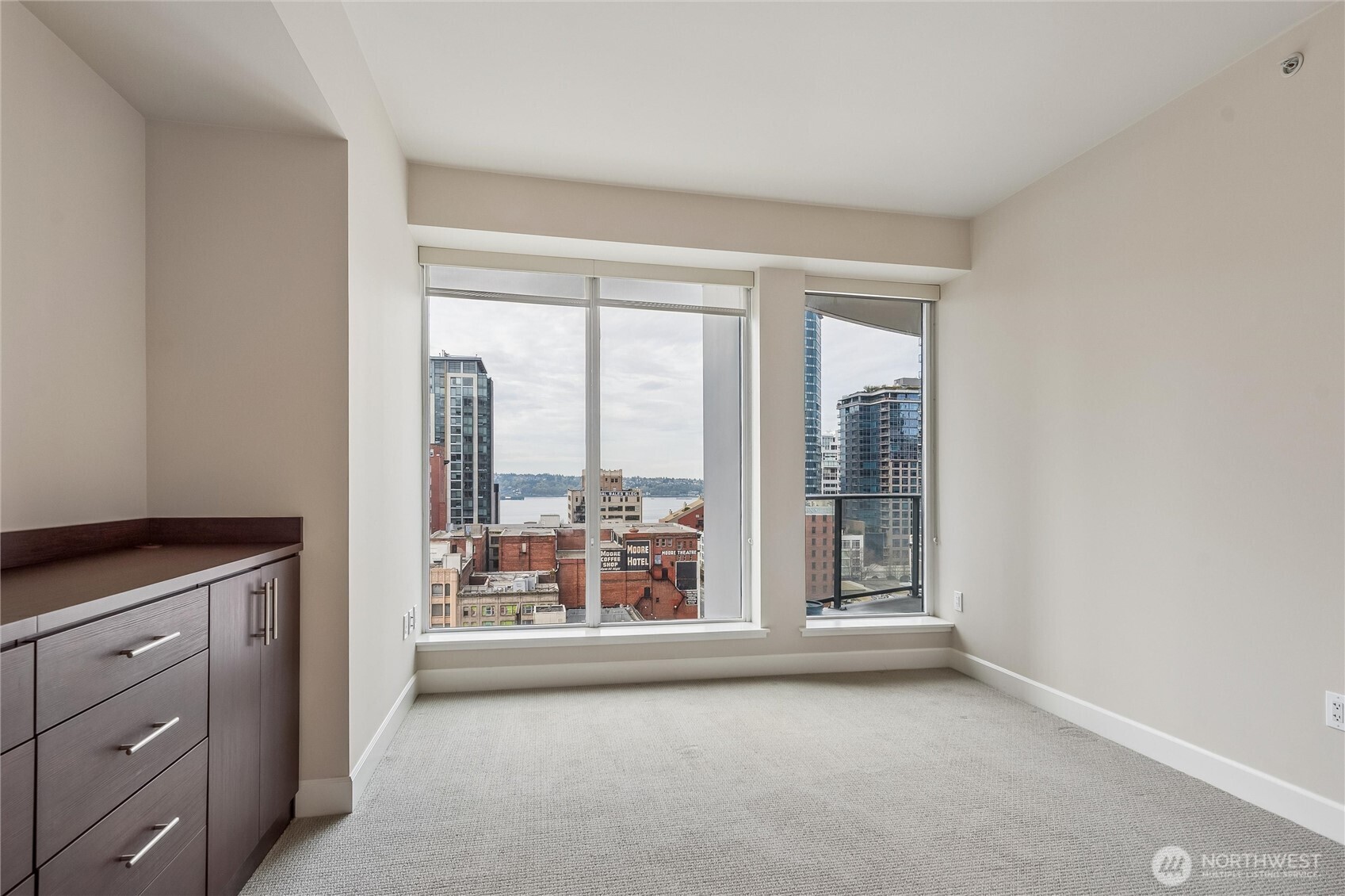 1920 4th Avenue #1504, Seattle, WA 98101