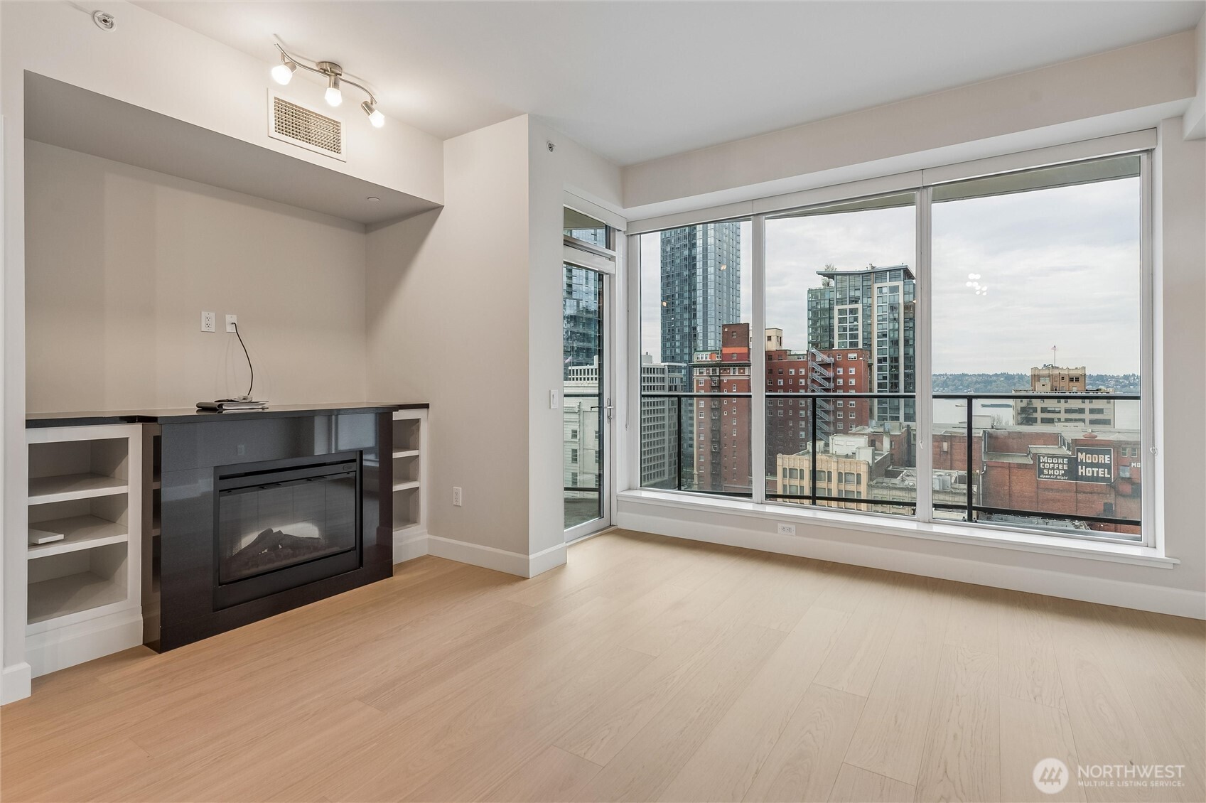 1920 4th Avenue #1504, Seattle, WA 98101