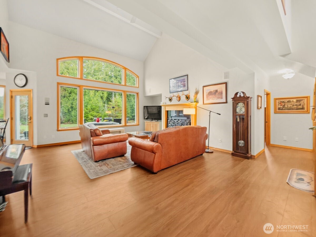 3507 366th Street E, Eatonville, WA 98328