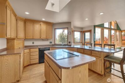 10422 45th Street Ct E, Edgewood, WA 98372 - Photo 13