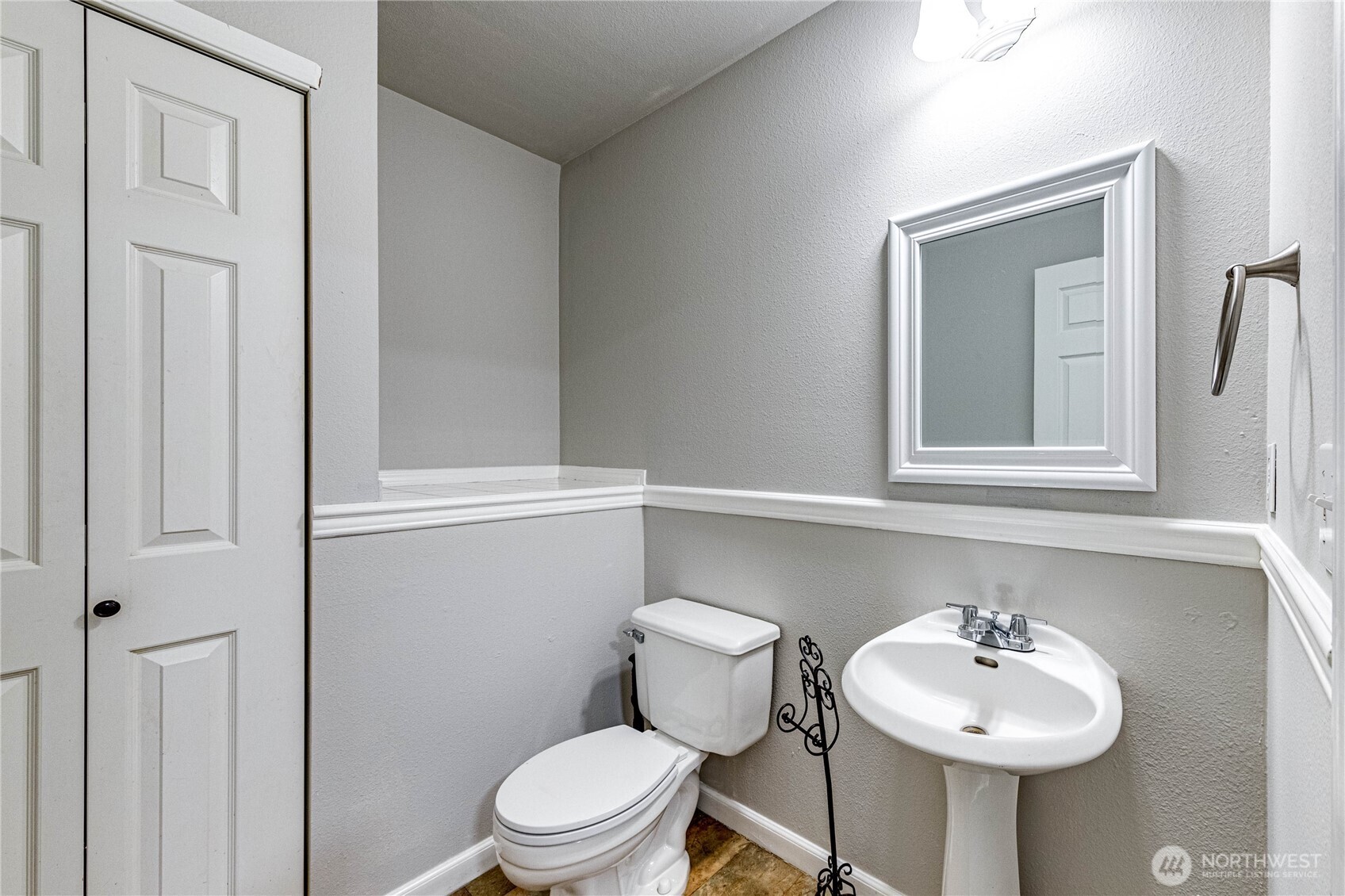 1131 115th Street SW #D3, Everett, WA 98204-7887