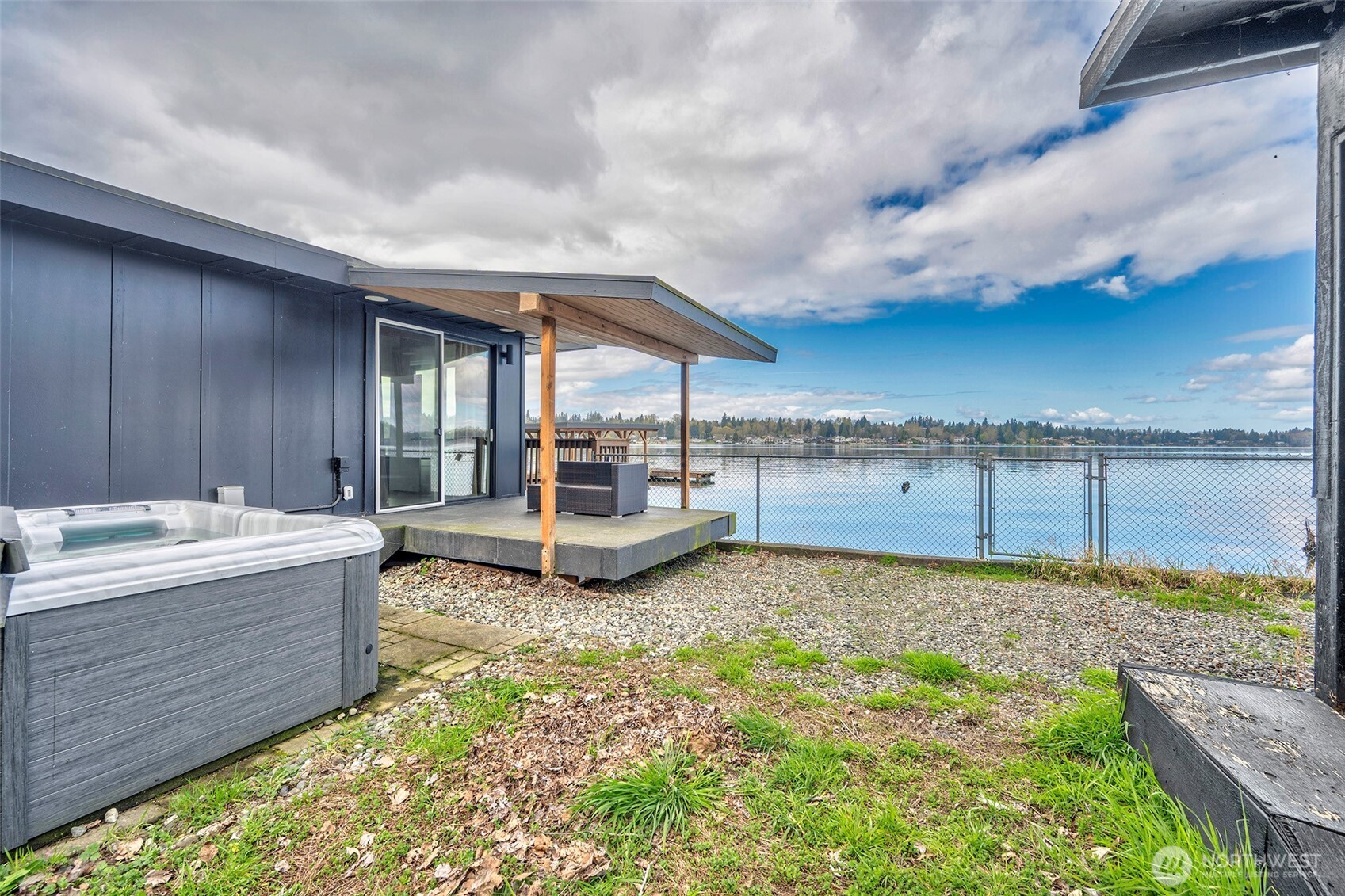 108 E Lake Stevens Road , Lake Stevens, WA 98258