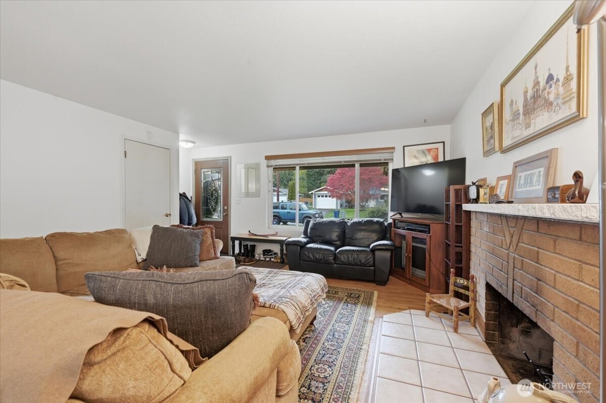 4404 229th Place SW, Mountlake Terrace, WA 98043