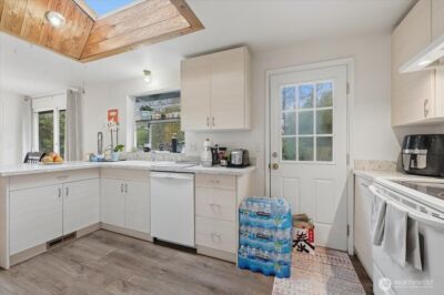 4404 229th Place SW, Mountlake Terrace, WA 98043 - Photo 8