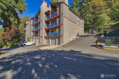 8980 Woodinville-Redmond Rd. NE #302, Redmond, WA 98052