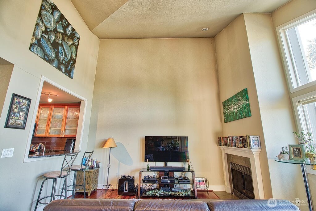 8980 Woodinville-Redmond Rd. NE #302, Redmond, WA 98052