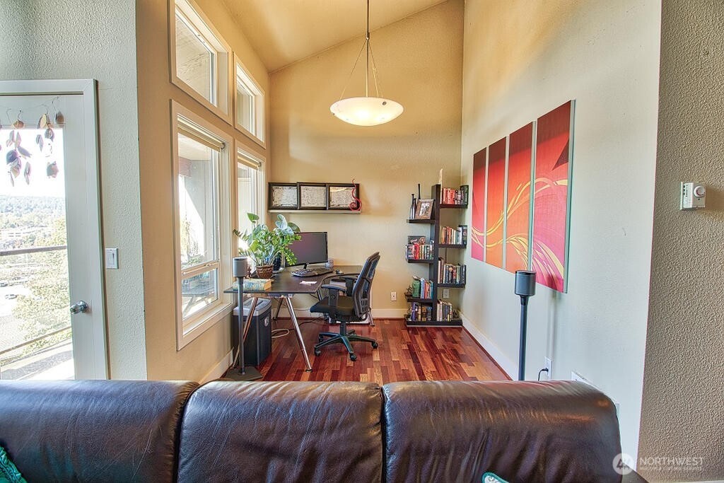 8980 Woodinville-Redmond Rd. NE #302, Redmond, WA 98052