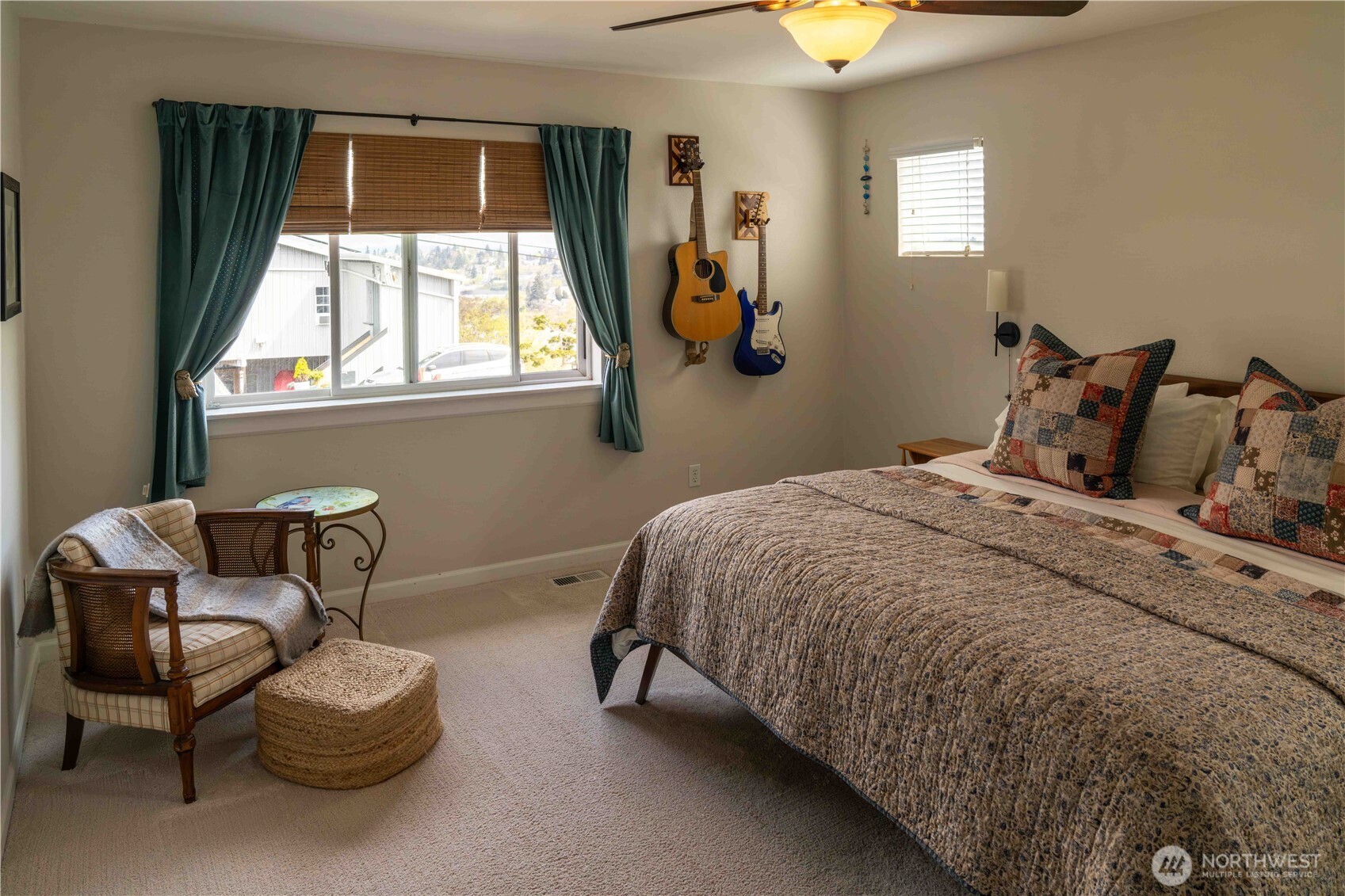 2543 S J Street , Tacoma, WA 98405