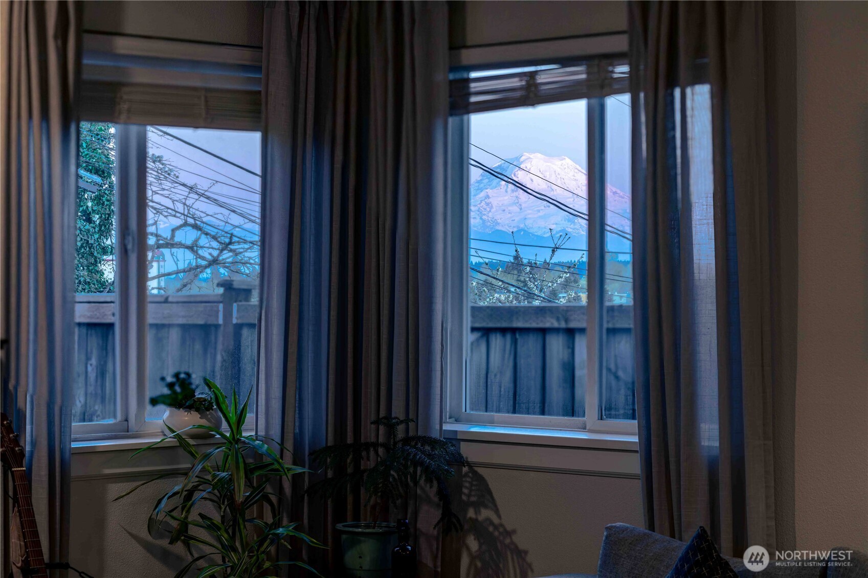 2543 S J Street , Tacoma, WA 98405
