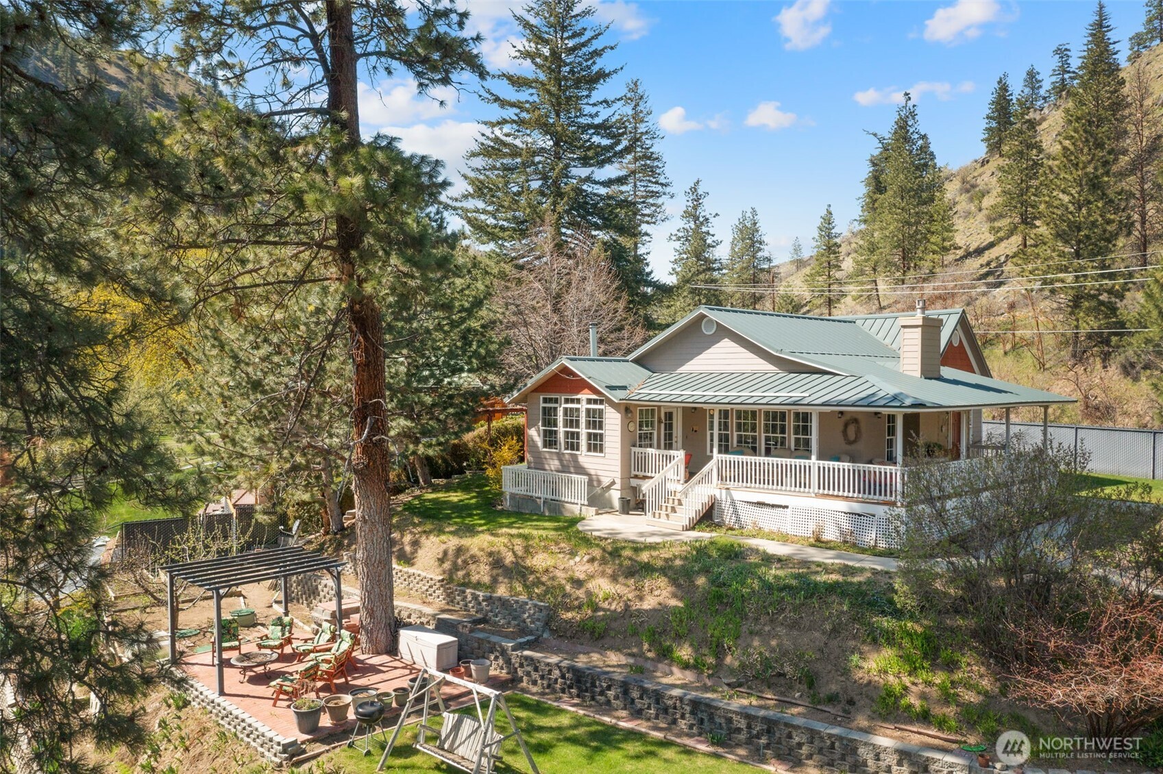 8831 Entiat River Road , Entiat, WA 98822
