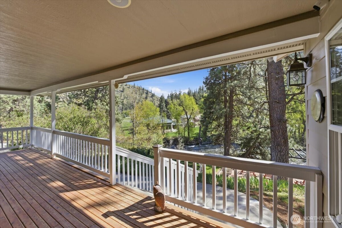 8831 Entiat River Road , Entiat, WA 98822